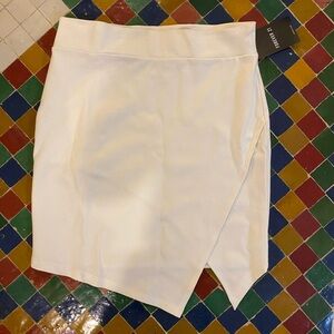 NWT forever21 skirt